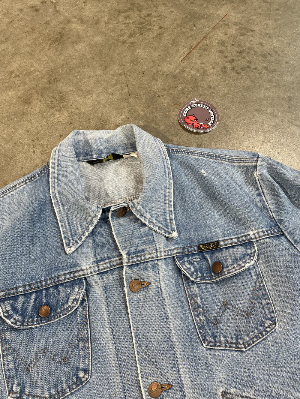 Vintage 70s Distressed & Repaired Wrangler Jacket L 23x24